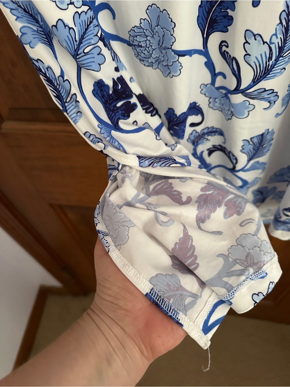 Amanda Blu Nightgown NWT Large Blue White Floral Sleep Dress Soft Cozy - Picture 5 of 8